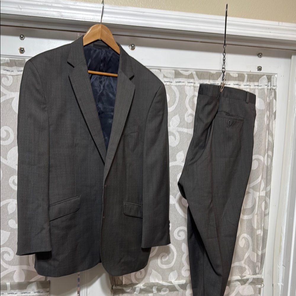 Kenneth Cole New York Gray Suit Jacket and Trousers for Formal Occasions
